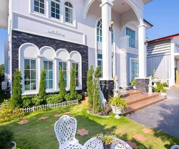 Thebloom Poolvilla Holiday home *
