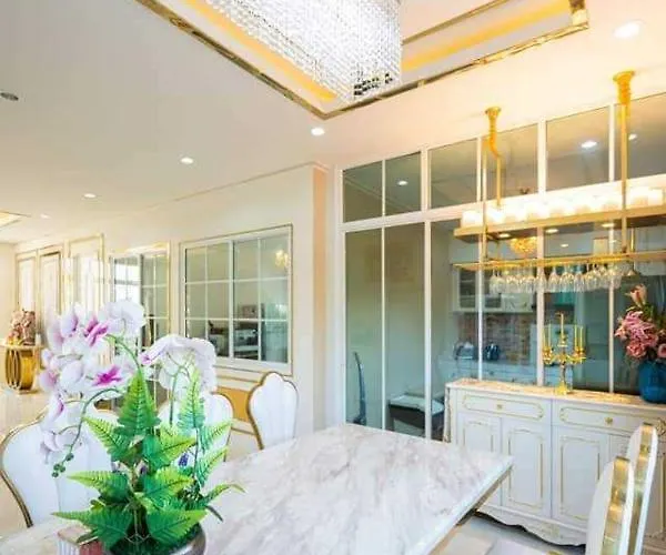 Thebloom Poolvilla * Bangkok